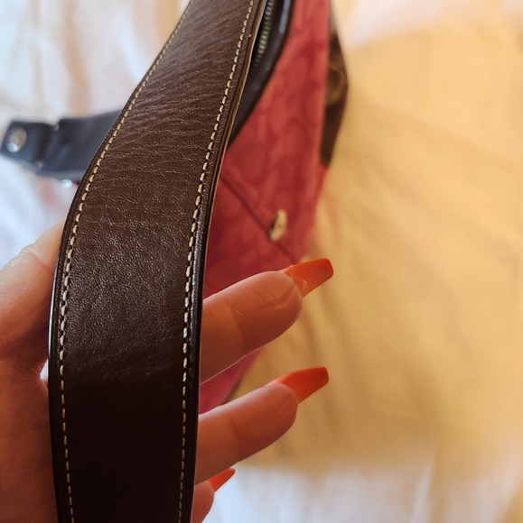 COACH - Picture 4 of 9